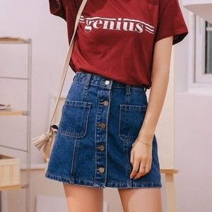 H&M/DIVIDED button-up front pocket jean skirt